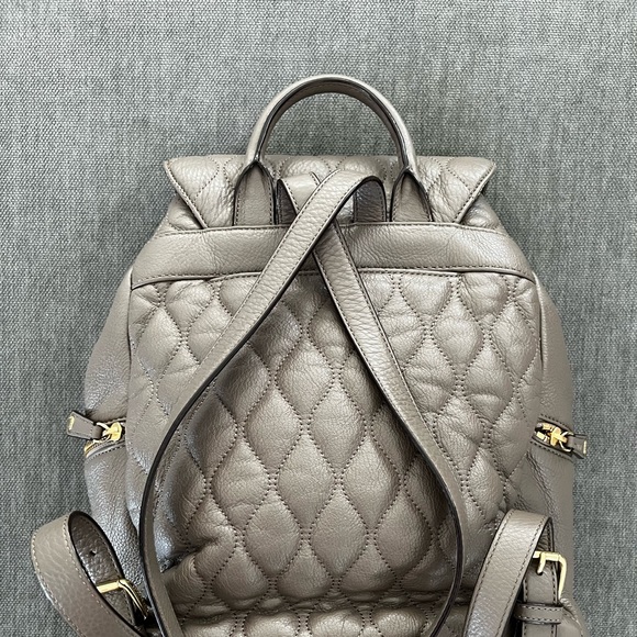 VERA BRADLEY LEATHER BACKPACK - Picture 4 of 11